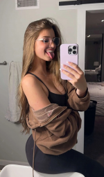 Brooke Monk OF Pack - 2.72 GB archive leaked 